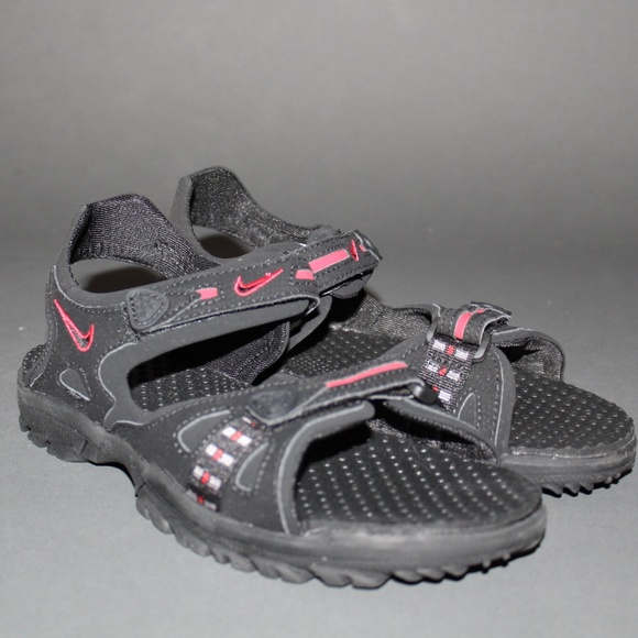 nike kids sandals